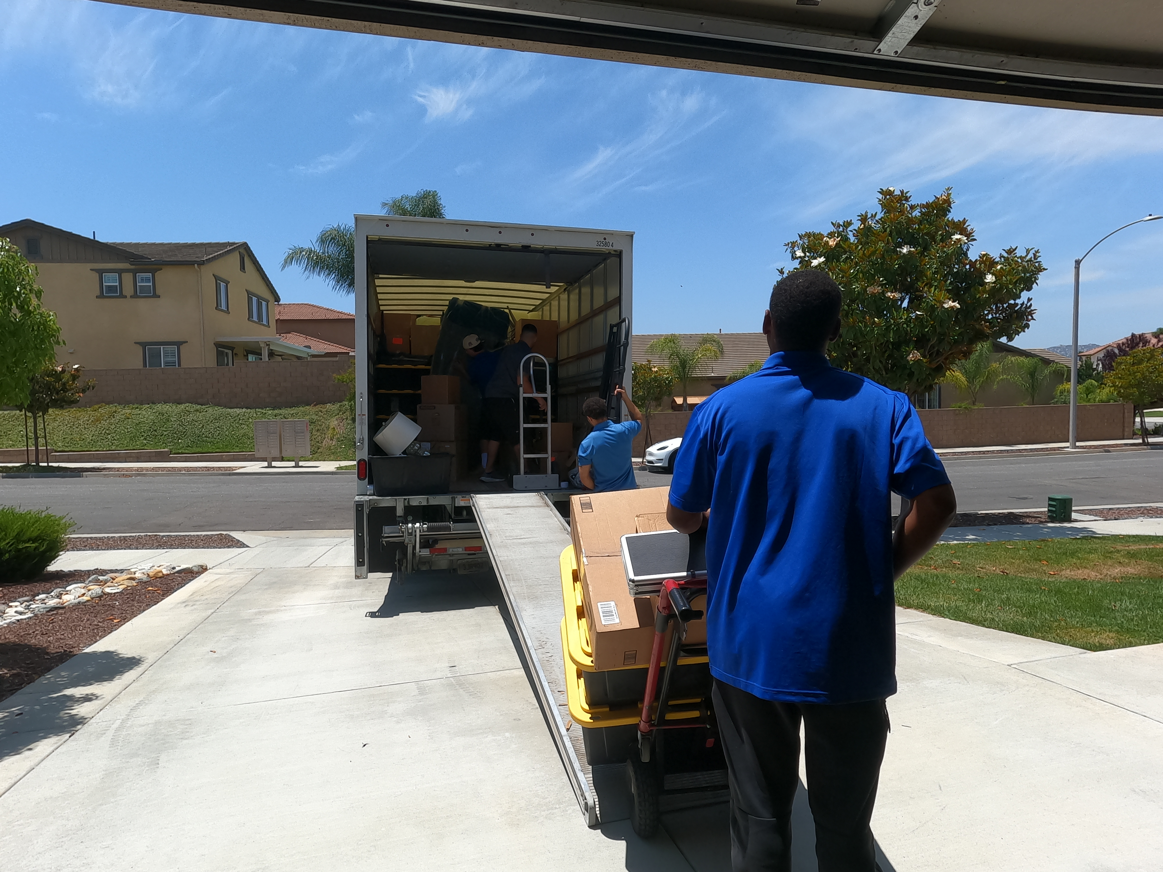 Long-Distance Moving Services