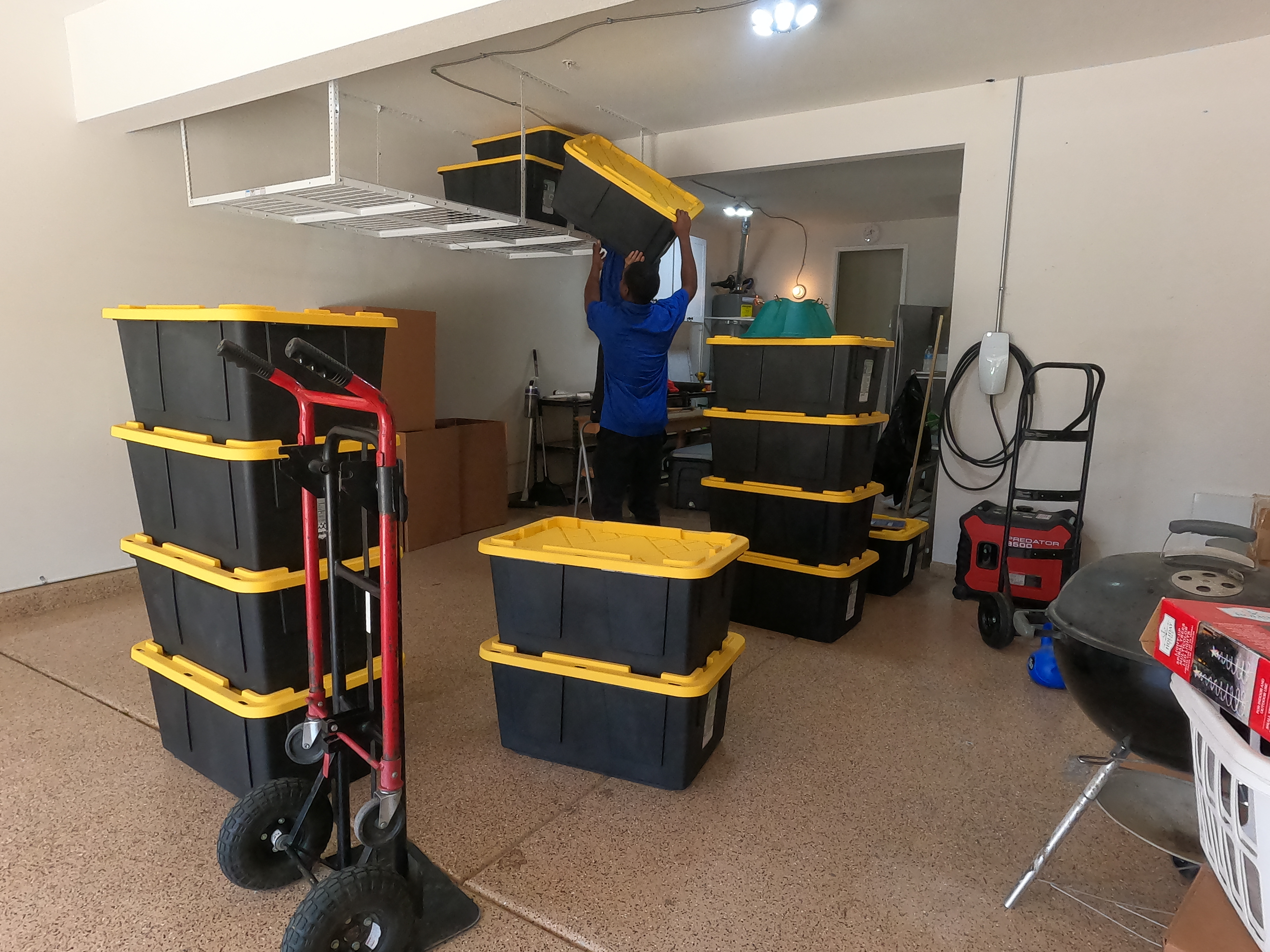 Extramile Residential Totes